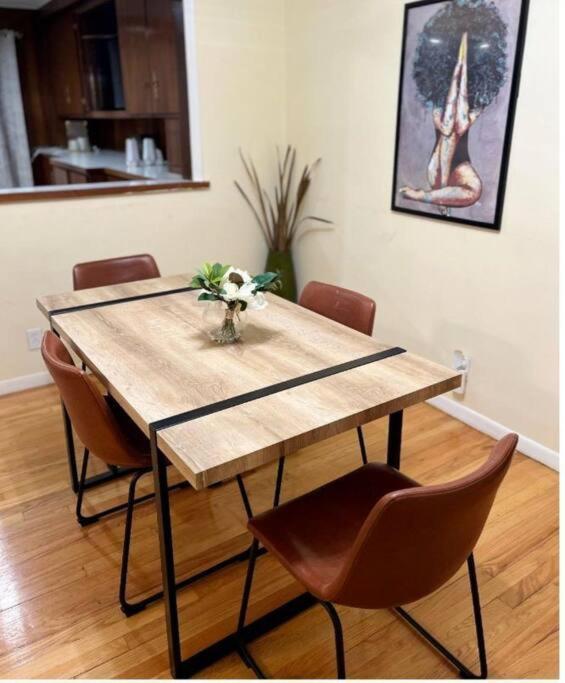 Nice Cozy Family-Sized Home In Quiet Neighborhood Oak Park Екстериор снимка