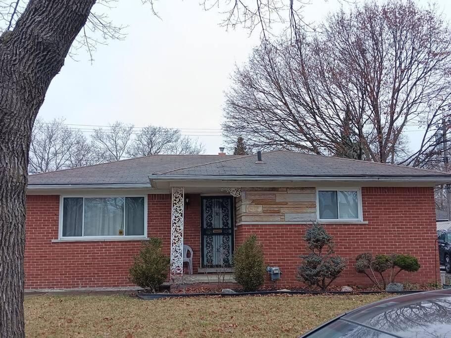 Nice Cozy Family-Sized Home In Quiet Neighborhood Oak Park Екстериор снимка
